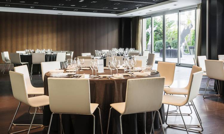Exposiciones Room Hotel Ilunion Atrium Madrid Exposiciones Room Hotel Ilunion Atrium Madrid